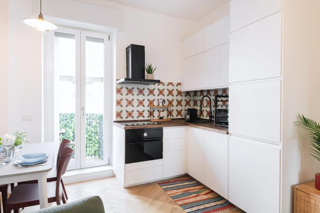 Easylife - With Balcony Near Navigli Milan